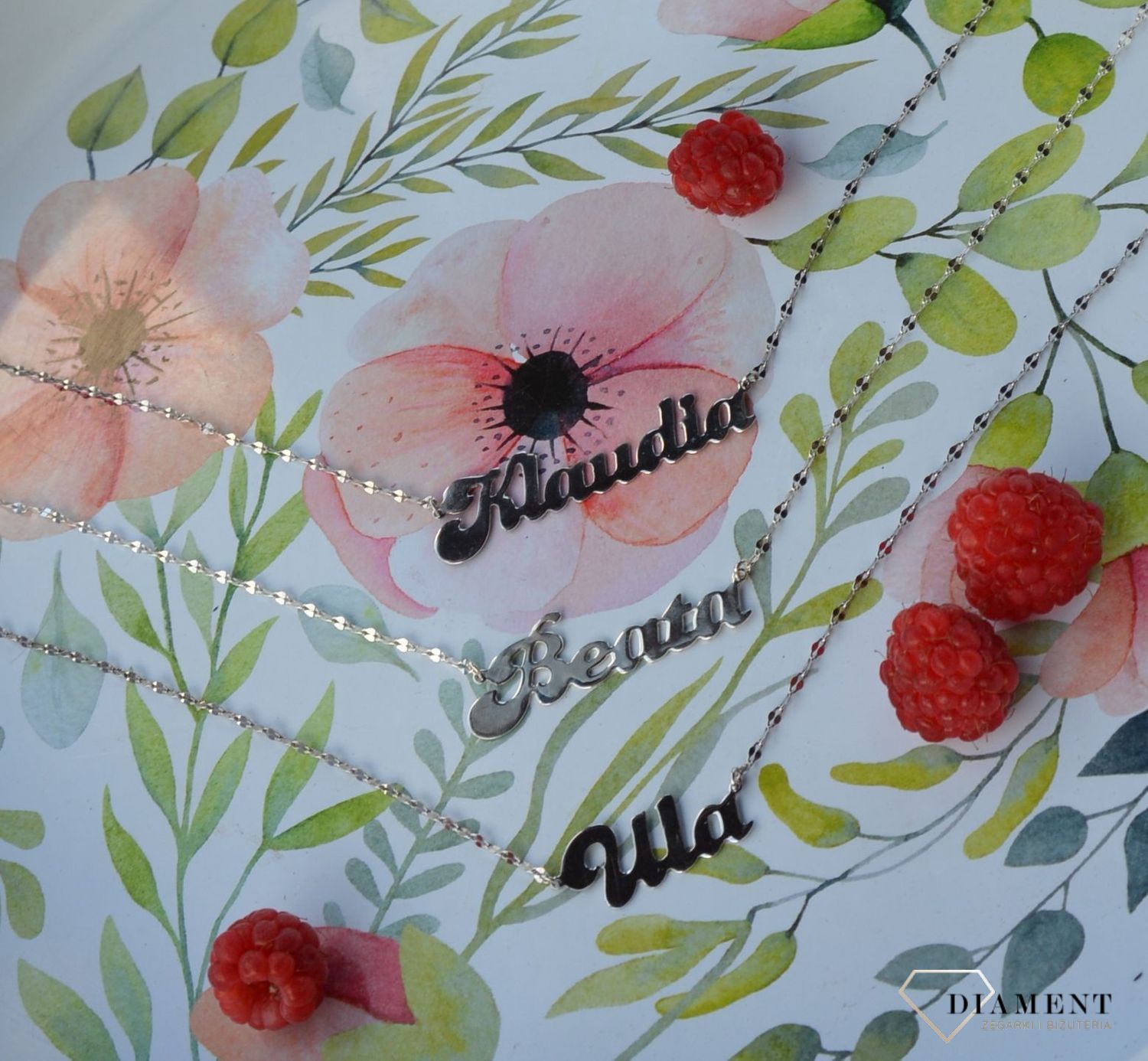 Naszyjnik srebrny z imieniem Klaudia.jpg